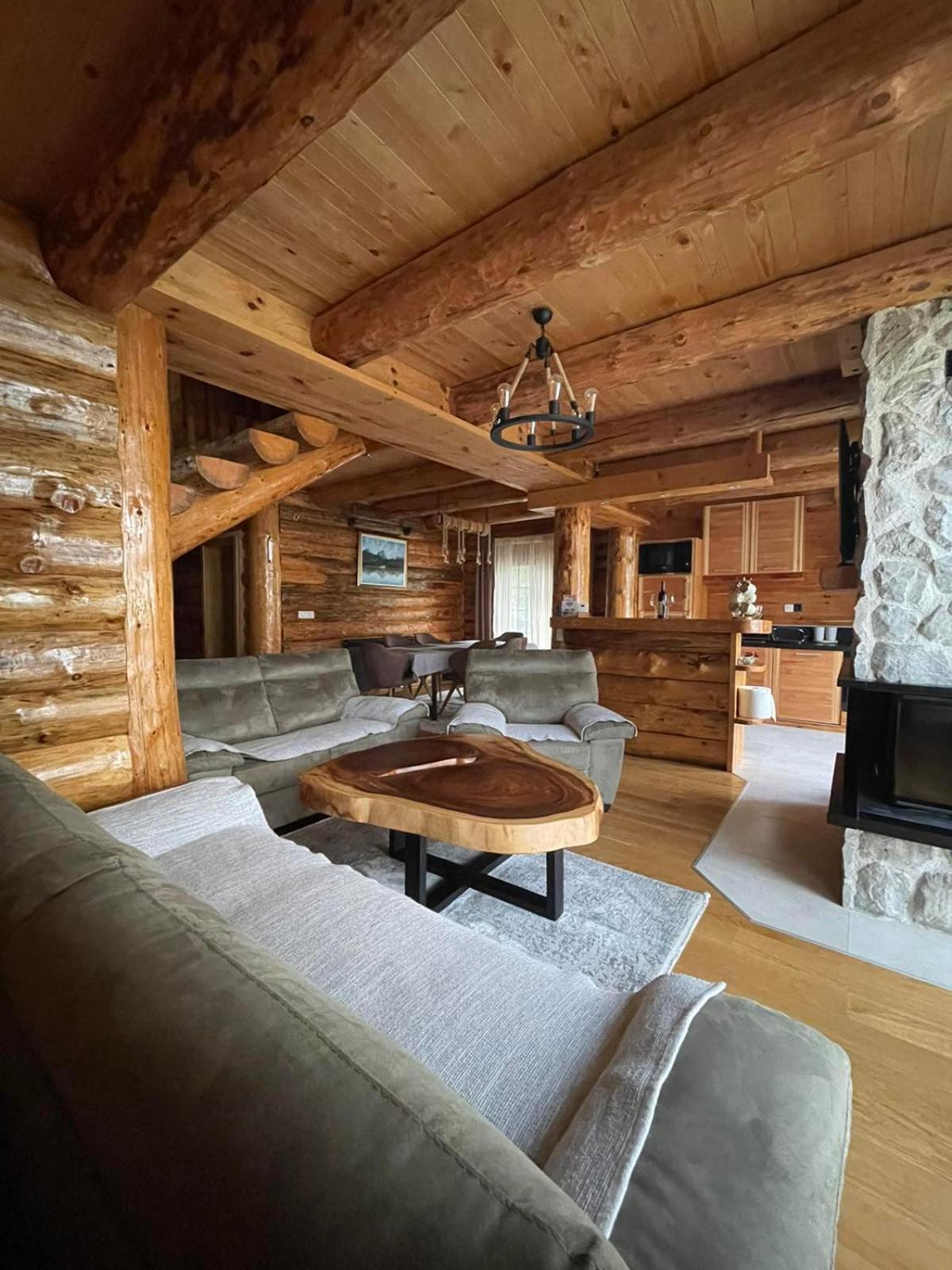 Alpine House Villa *